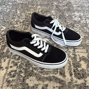 Classic Vans tennis shoes